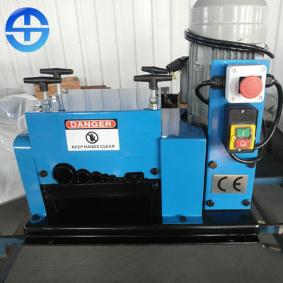 O cobre profissional da máquina de descascamento do fio do espadelador do cabo recicla o diâmetro de fio 1.5-42 milímetros