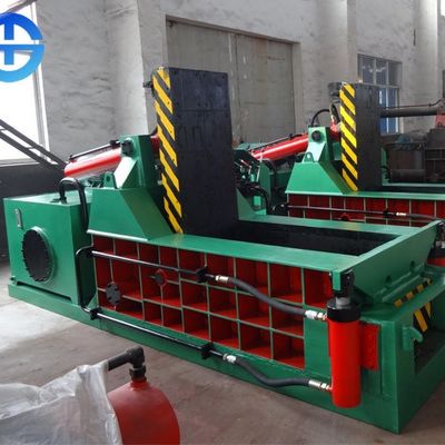 Qualidade  Hydraulic Scrap Metal Baler Scrap Baling Machine 10-20 Ton / Day fábrica