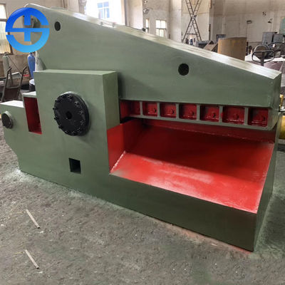 A sucata elétrica do jacaré das tesouras do corte da sucata corta o movimento conveniente