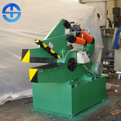 Vida útil longa de corte hidráulica da máquina da tesoura hidráulica de 63 toneladas do jacaré