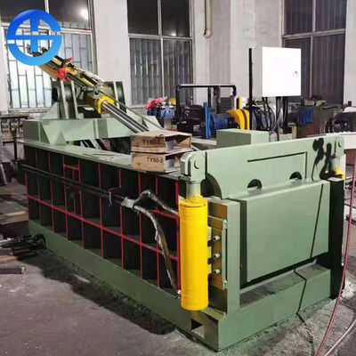 Tamanho 700*300mm do pacote dianteiros para fora da prensa da sucata da pressão 160T