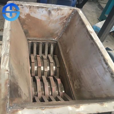500 kg/H do poder retalhadora do eixo de 30 quilowatts única para sucatas